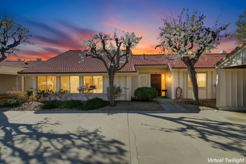 Building Photo - 17440 Plaza Cerado