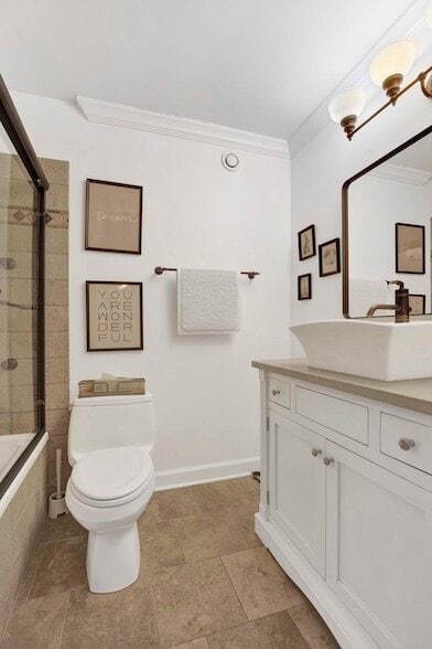 Building Photo - 30 E Huron St