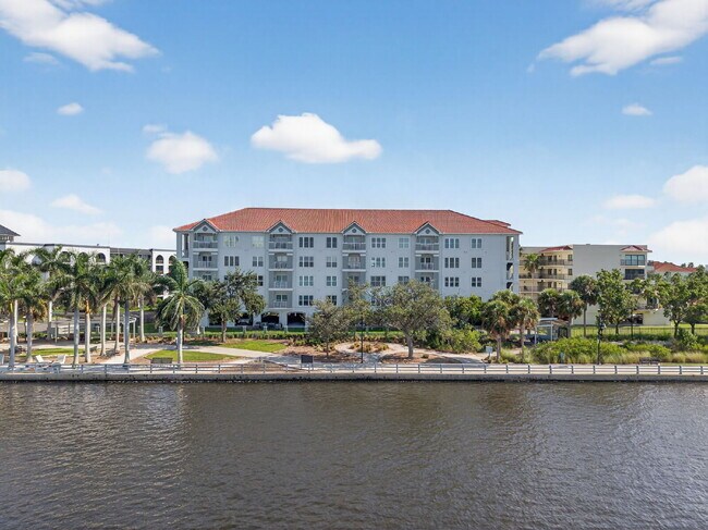 Building Photo - Completely Renovated Waterfront Condo – Fully Furnished