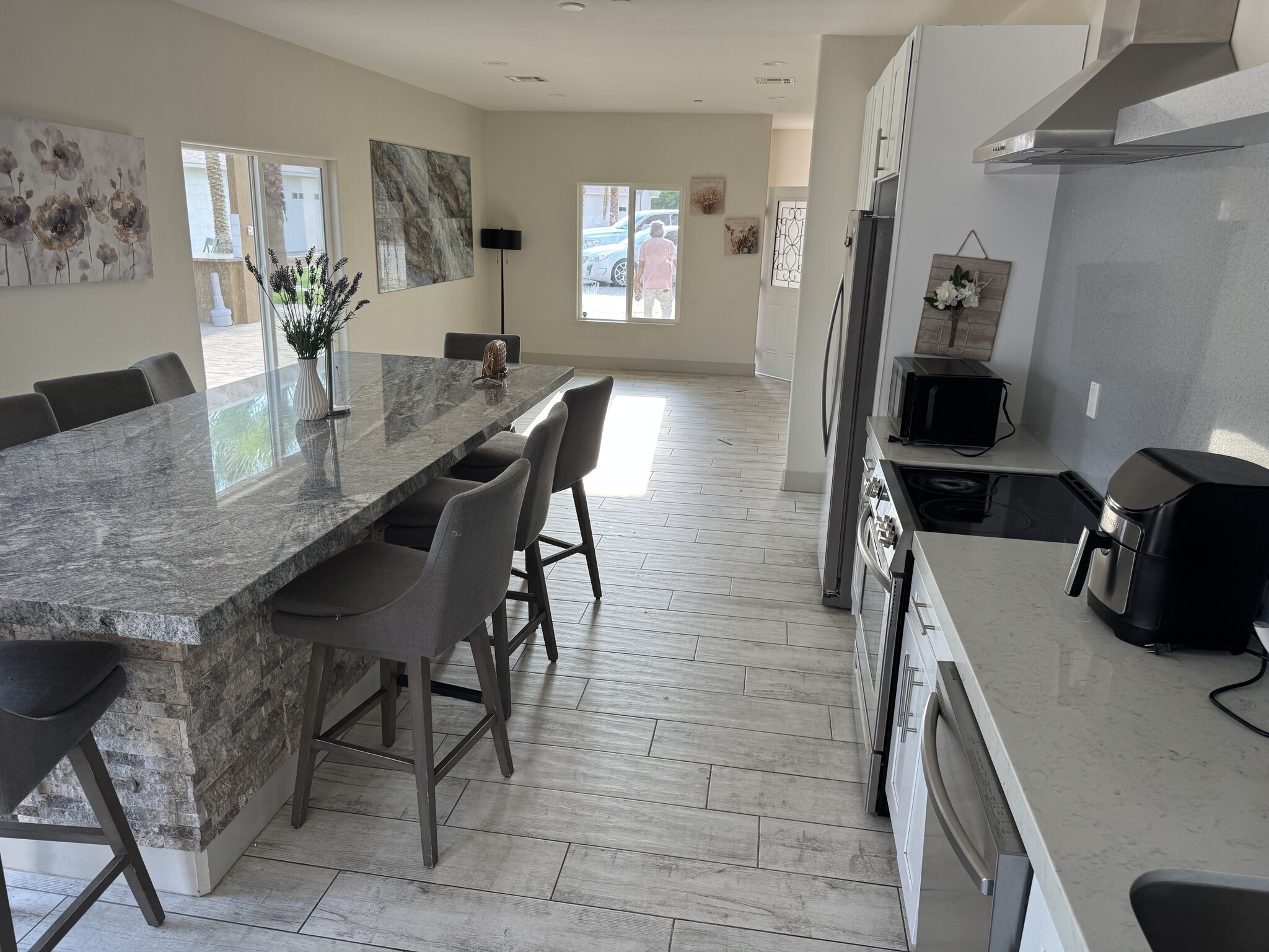 Building Photo - 38580 Rancho Los Cerritos Dr