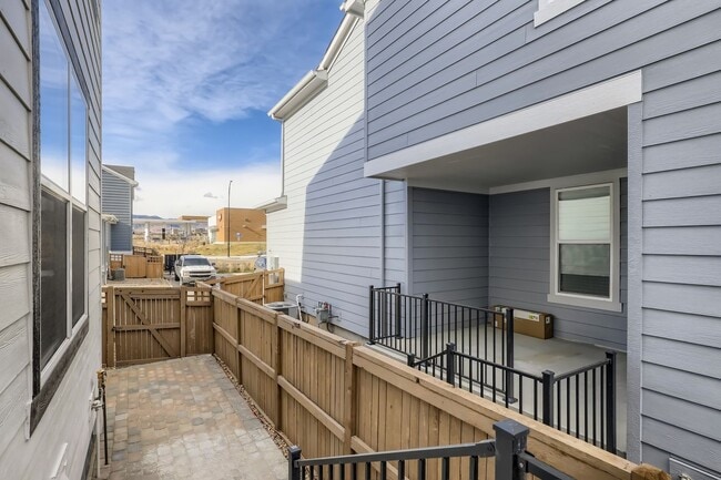 Building Photo - New 3 BDR Arvada Home Convenient to Everything