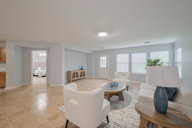 Building Photo - 2123 Gable Hollow Ln