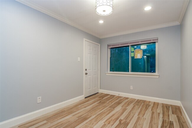 Building Photo - 12633 Memorial Dr