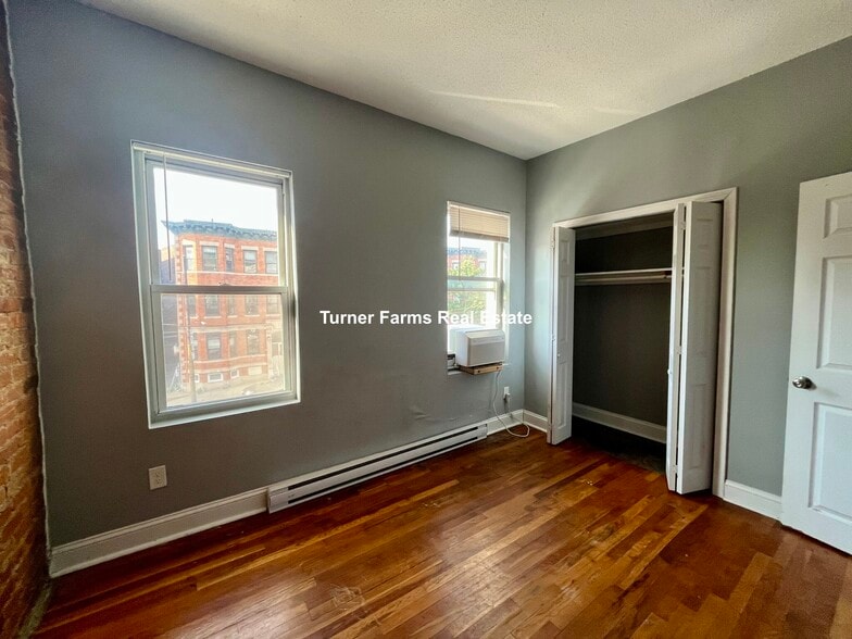 Building Photo - 880 Huntington Ave
