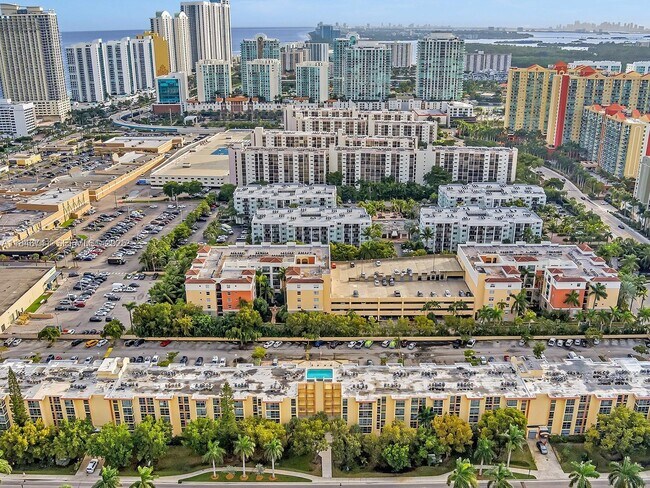 Building Photo - 210 172nd St