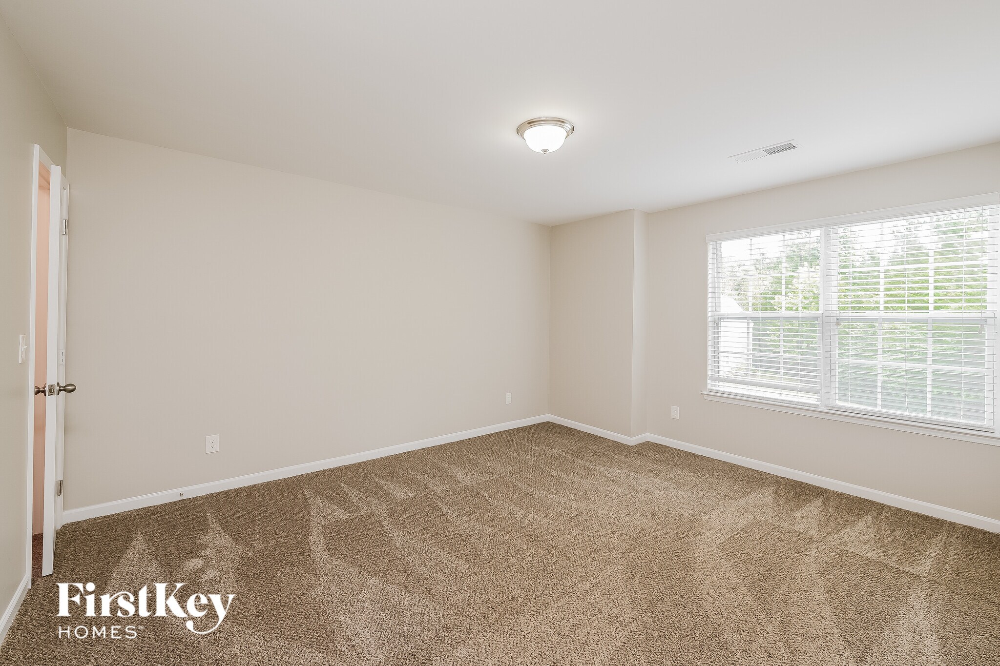 Building Photo - 1684 Castle Peak Dr