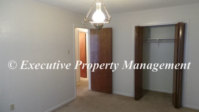 Building Photo - 7544 FM 2657