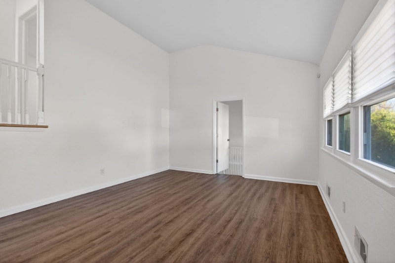 Building Photo - 1013 Sherry Ave