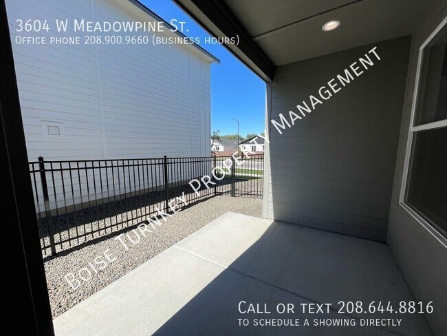 Building Photo - 3604 W Meadowpine St