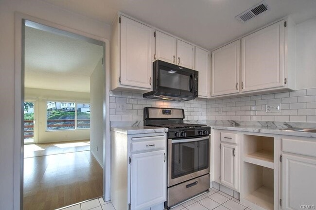 Building Photo - 21766 Mirador