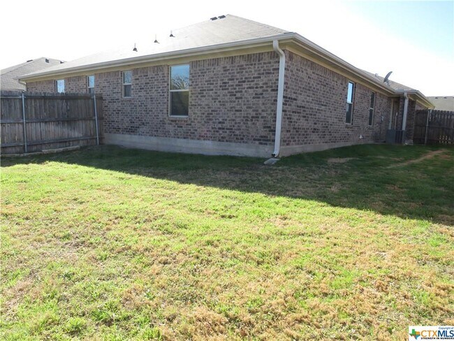 Building Photo - 4409 Brutus Ln