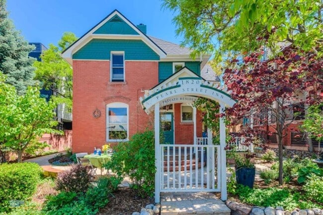 Building Photo - 1820 Pearl St