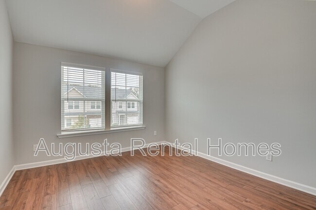 Building Photo - 5352 Nikki Way