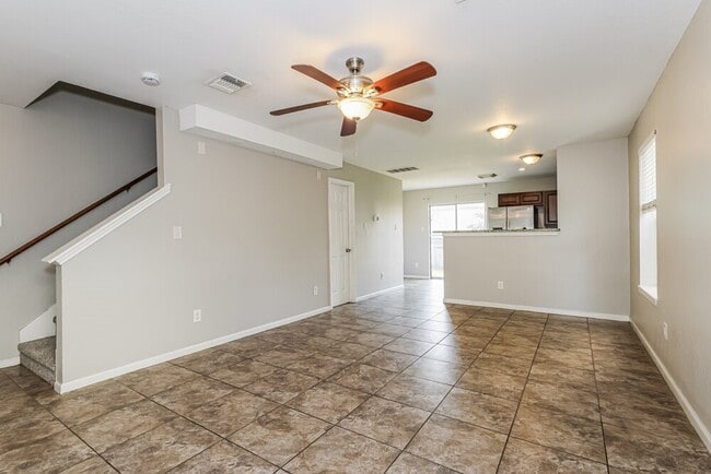 Building Photo - 2130 Whittier Dr