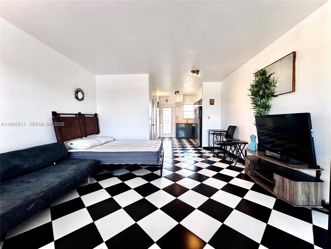 Building Photo - 851 Meridian Ave