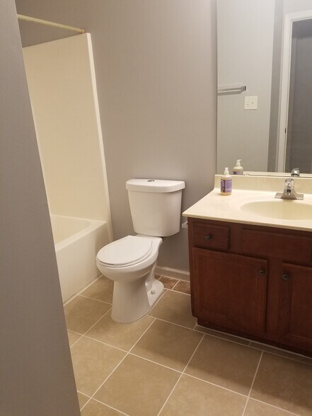 Guest bathroom - 11 Tiger Tank Ct