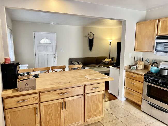 Kitchen Island - 3846 Udall St