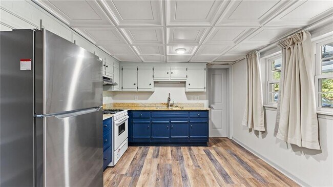 Building Photo - 2676 Cottonwood Dr