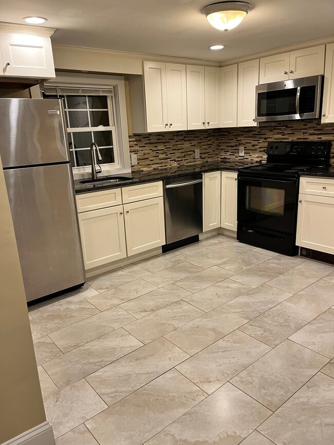 Building Photo - 12 Greenmount St