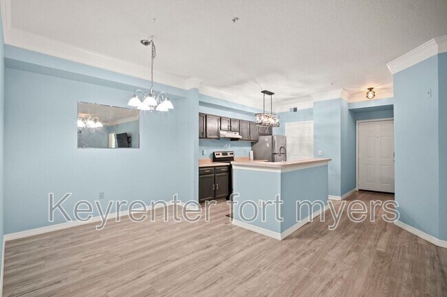 Building Photo - 11530 Villa Grand