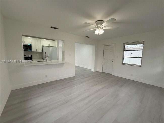 Building Photo - 7311 NW 57th Dr