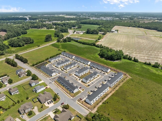 Building Photo - 4109 Laurel Rdg Dr
