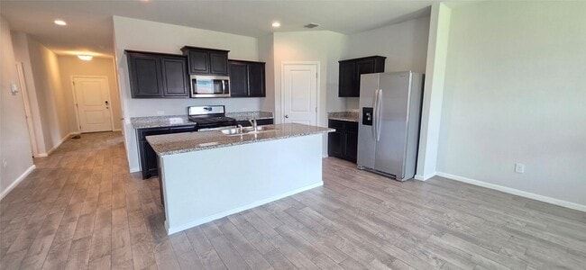 Building Photo - 9021 Eagles Landing Dr