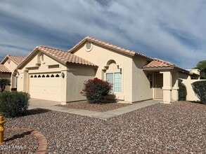 Building Photo - 814 W Morelos St