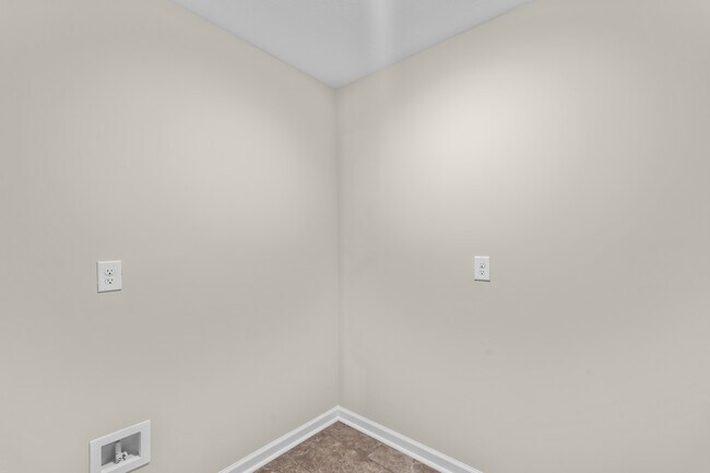 Building Photo - 3013 Brems Dr