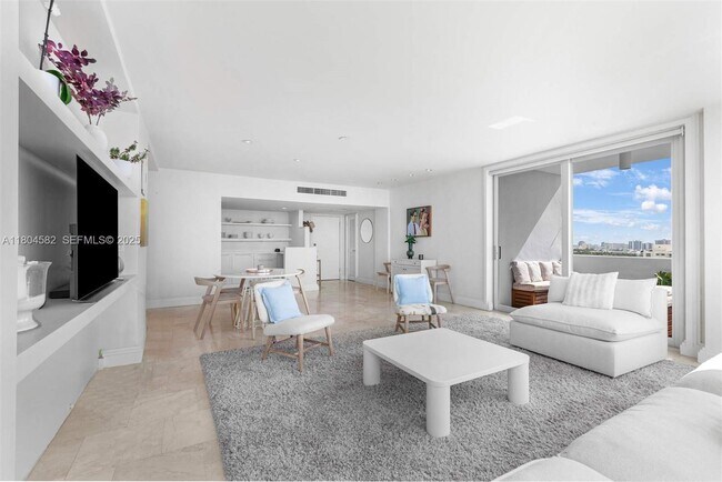 Building Photo - 20 Island Ave