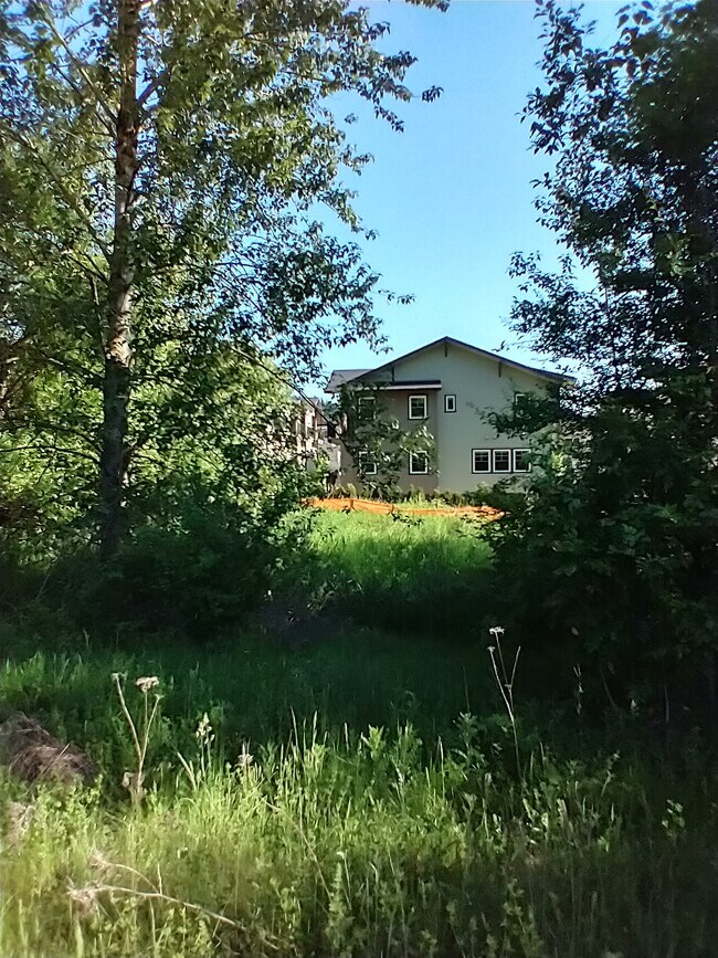 Building Photo - 12003 SE High Creek Rd