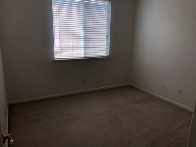 Building Photo - 2306 Campbell Cir