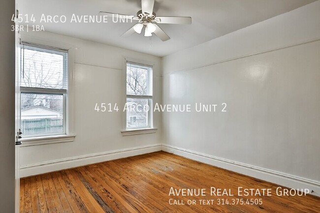 Building Photo - Charming 3-Bed Unit Near The Grove with Mo...