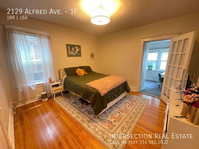Building Photo - 2129 Alfred Ave