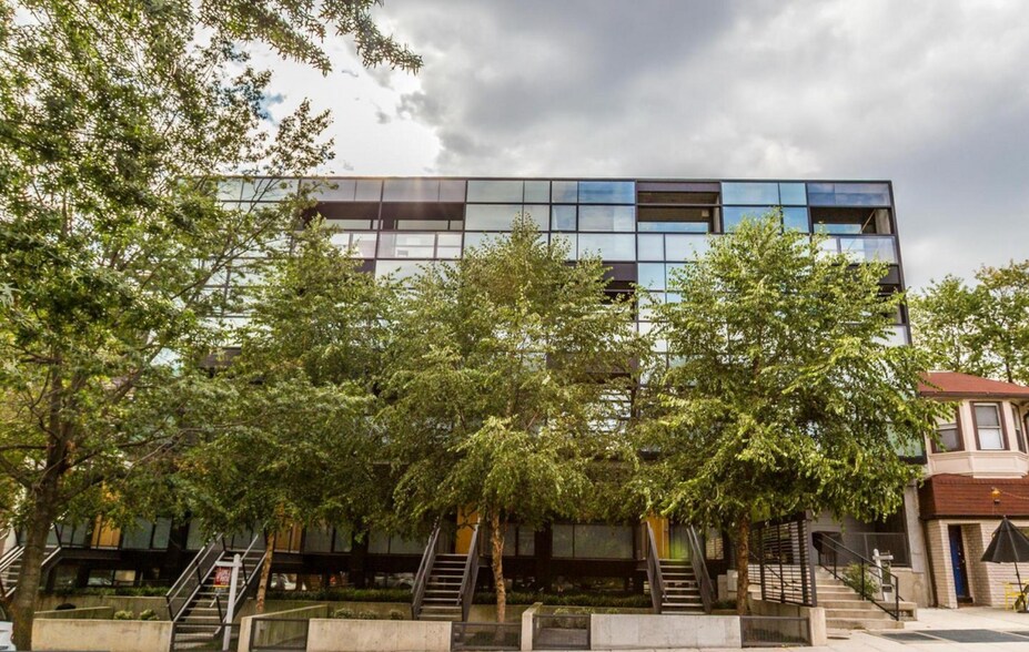 Building Photo - 2250 11th St NW