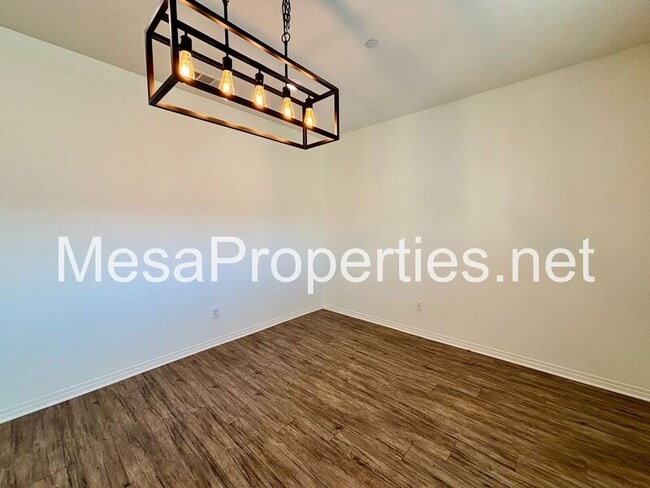 Building Photo - 15595 Sesame Seed Ave