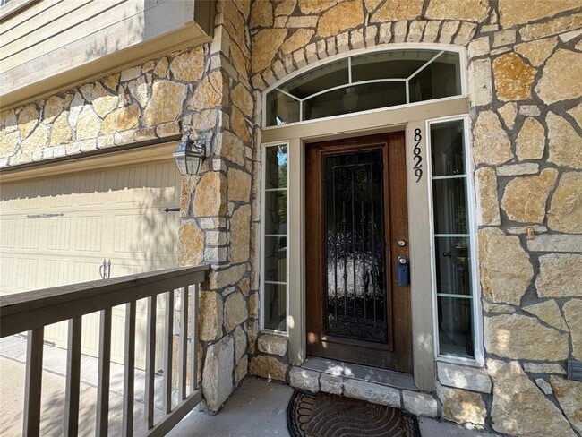 Building Photo - 8629 White Ibis Dr