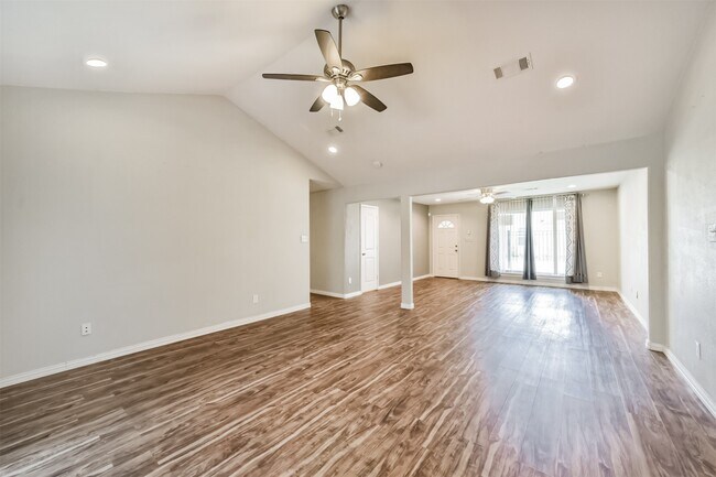 Building Photo - 3700 Stassen St