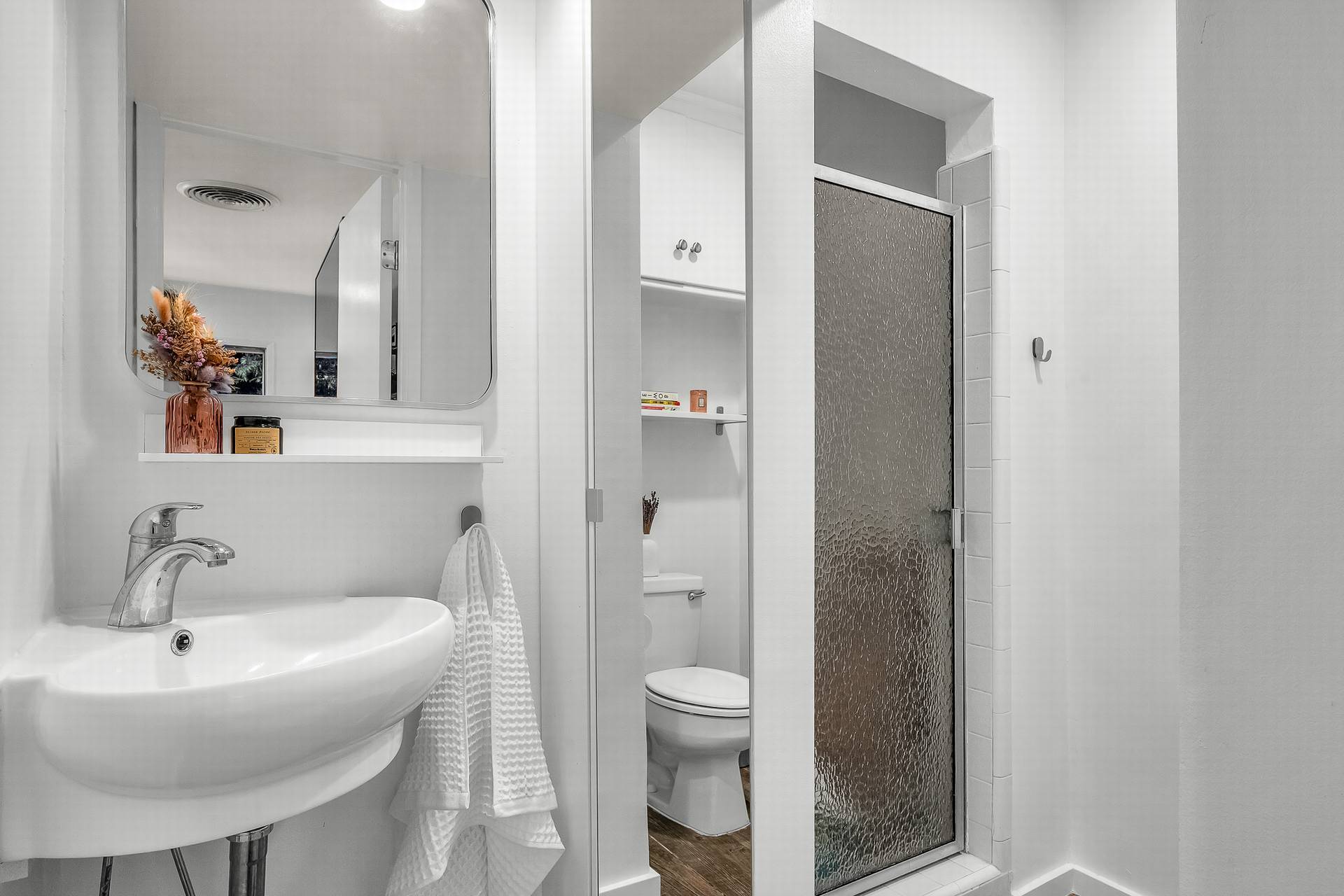 Building Photo - 14238 Dickens St