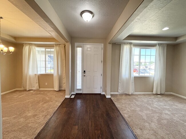 Building Photo - 3859 W Young Lucerne Cir