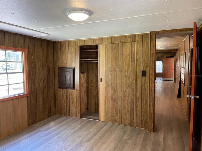 Building Photo - 3501 Forest Dr