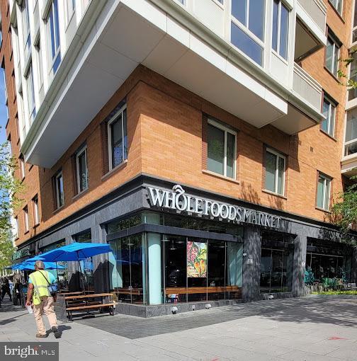 Building Photo - 955 26th St NW