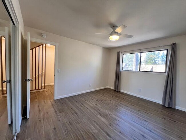 Building Photo - 3721 Aspen Ave