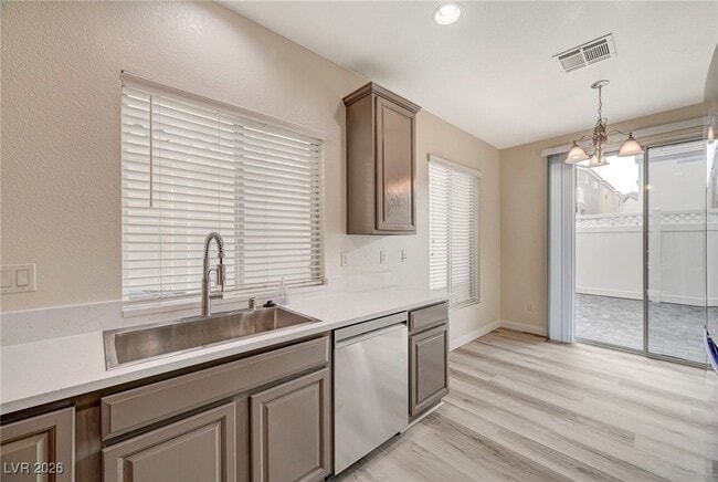 Building Photo - 10408 September Flower St