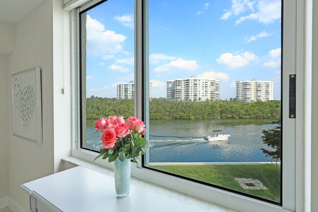 Building Photo - 25 Bluebill Ave