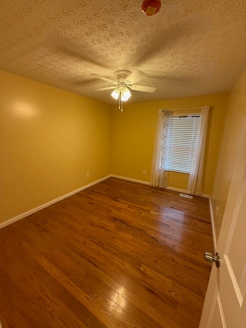 Building Photo - 3221 Kings Realm Ave