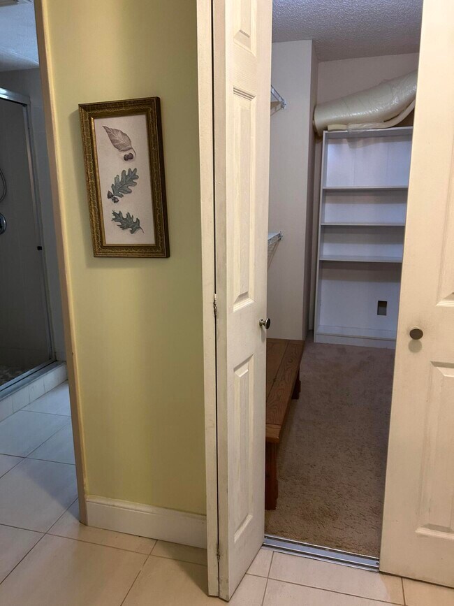 Building Photo - 5701 Camino Del Sol