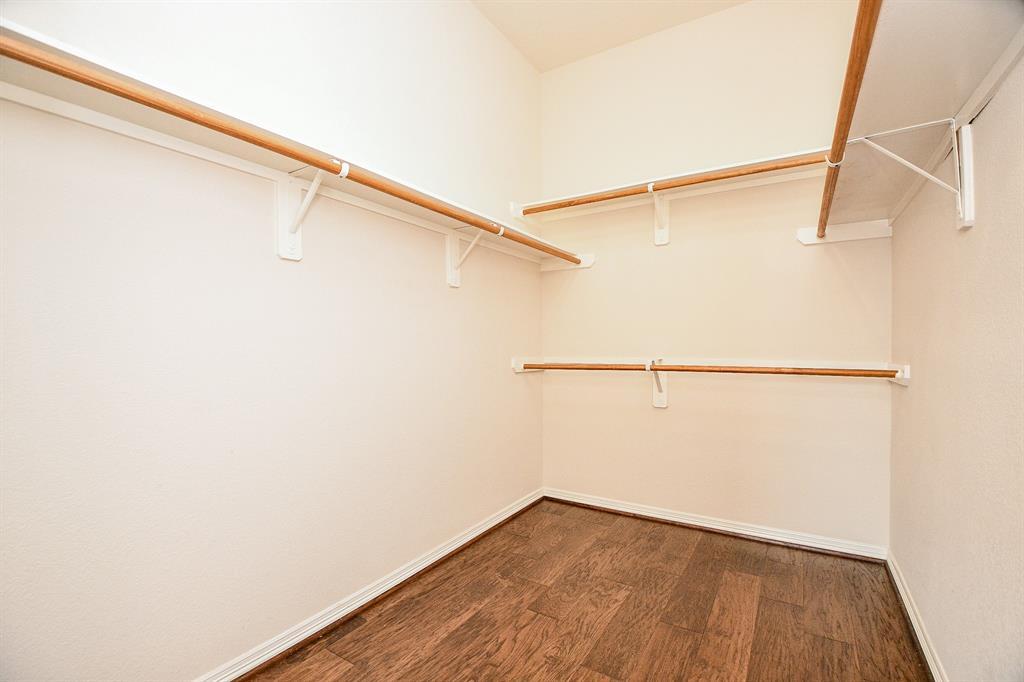 Building Photo - 27403 Bentridge Park Ln