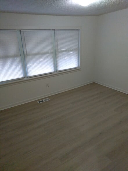 Building Photo - 2764 Yarnall Rd