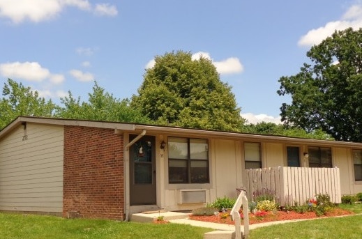 Primary Photo - Ridgewood Apartments